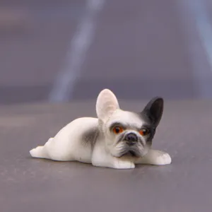 Mini statuetta bulldog francese dettaglio, simpatico modello cucciolo per auto.