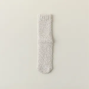 Chaussettes douillettes corail molleton mi-haut chaussettes de sol antidérapantes nuit hiver