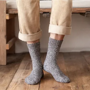 Herren dicke Wolle Strick thermische Winter warme Socken, bequeme Mid-Tube Schneestiefel Socken.