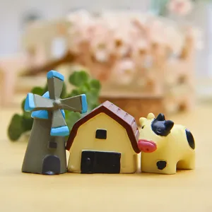 Mini-Harz-Figuren-Set-Detail, süße Windmühle, Haus und Kuh Modelle für DIY Landschaft.
