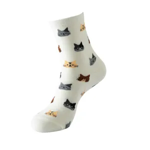 Niedliche Katzenmuster Baumwolle Damensocken mittelhoch, japanischer Freizeitstil Detailansicht.