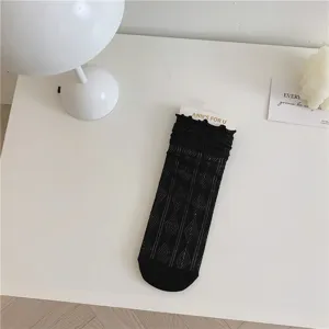 Calze a metà tubo in pizzo nero estate giapponese carino volant Lolita retro dolce moda donna.