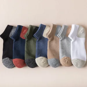 Men Thickened Terry Athletic Socks Breathable Mesh Sports Running Hiking Crew Socks Comfortable Cotton Casual Daily Wear