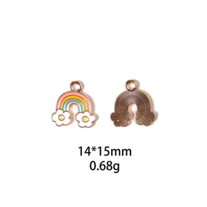 Legering oliedruppel regenboog wolk bedel voor DIY sieraden maken, gedetailleerd overzicht.