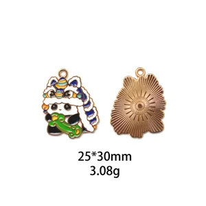 Vue détaillée du joli pendentif en alliage panda danse du lion, accessoire DIY 25x30mm.