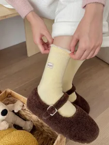 Damen gefütterte thermische mittelhohe Schneesocken gemütliche Winter Socken Detail
