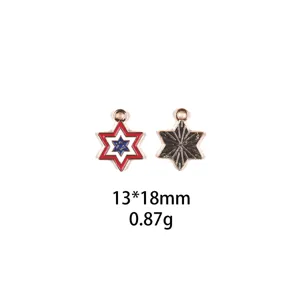 Gedetailleerde opname van DIY legering ster bedels, 13x18mm, perfect voor sleutelhangers.