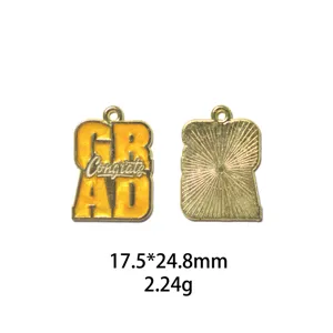 Pendentif charm émaillé en alliage pour la saison des diplômes, détail de bijou DIY.