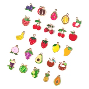 Pendeloques de Fruits en Alliage de Zinc Huile Goutte Mignon Fraise Pomme Banane Pendentifs Pour DIY Fabrication de Bijoux Porte-clés Art