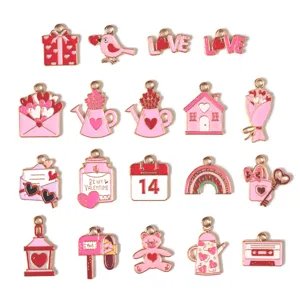 Ensemble de charms en alliage émaillé rose Saint-Valentin, pendentifs bijoux DIY cœur amour.