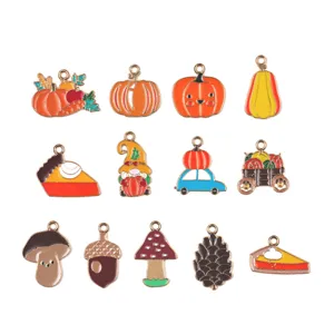 Herfst Thanksgiving legering bedels set met pompoenen en paddenstoelen voor DIY sieraden.