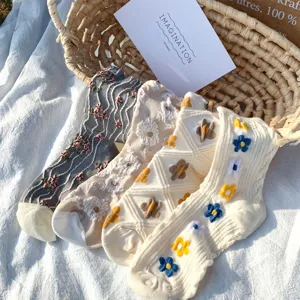 Cute floral knit mid-tube socks, Korean ins style casual cotton socks for daily wear.