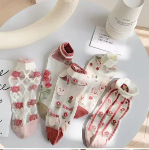 Calzini corti estivi da donna in seta di vetro trasparente fiori volant carini scarpe da barca