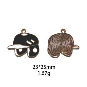 Pendentif breloque en métal émaillé casque de baseball vue détaillée 23x25mm accessoire bijou