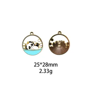 Détail de breloque pendentif émail panda mignon, accessoire bijoux DIY 25x28mm.