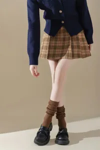 Korean style brown slouchy socks with vertical stripes, perfect for autumn casual daily wear outfit.