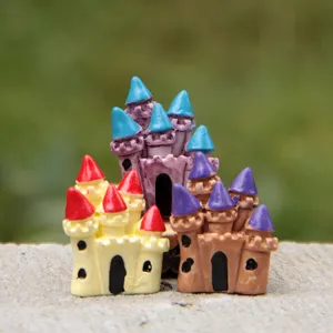 Japanischer Stil Cartoon Wald Schloss Miniatur Harz Figur Für DIY Mikrolandschaft Gartenarbeit Dekoration Ornament Geschenk
