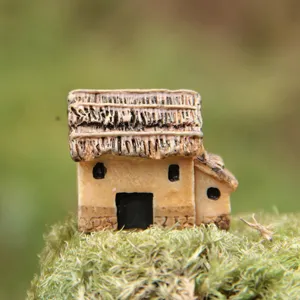 Adorno de miniatura de paja de resina para micropaisaje DIY jardinería y decoración.