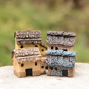 Adorable miniatura casa de resina con techo de paja bricolaje micro paisaje adorno de jardín
