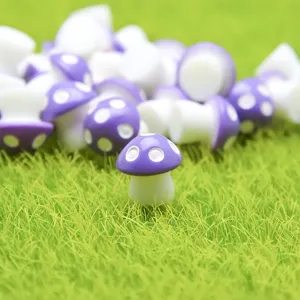 Kleine violette Harz-Pilze für Miniatur Garten Landschaft DIY Terrarium Deko Handwerk.