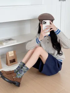 Women's retro floral mid-tube socks autumn vintage knitted cotton stylish casual socks