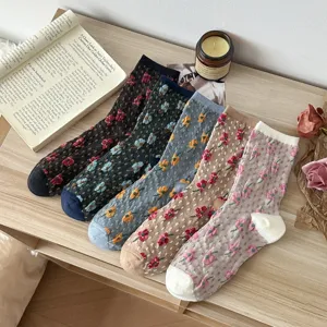 Womens vintage floral jacquard mid tube socks set, aesthetic cozy casual daily hosiery.