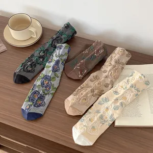 Women vintage floral embroidered mesh mid-tube socks casual autumn breathable fashion socks