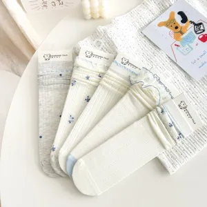 Koreanische Damen Langschaft Socken, trendige Sommer Einfarbig Freizeitsocken Strümpfe.