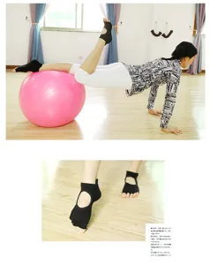 Open toe yoga socks with five toes and anti-slip grip sole, perfect for pilates and fitness.