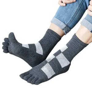 Men's thick cotton toe socks with checkerboard pattern, cozy mid-tube thermal winter socks.