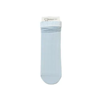 Calzini a metà tubo a righe grigio-blu, simpatici calzini di cotone in stile college.