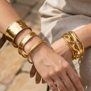 Minimalistisches Edelstahl Offenes Armband Für Damen Gold Silber Plattiert Unregelmäßige Welle Geometrischer Modeschmuck Handmanschette