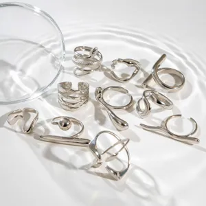 Edelstahl unregelmäßige offene stapelbare Ringe Set, Vintage Modeschmuck Detailansicht