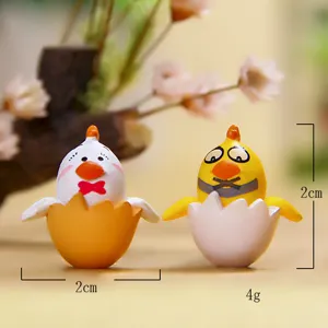 Schattig cartoon uitkomend kuiken koppel hars miniatuur figuur detailweergave, 2cm, 4g gewicht.