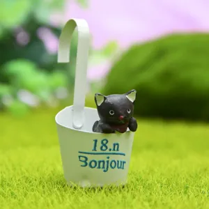 Miniatur Kunstharz schwarze Katze Hängebecher Ornament für Garten Moos Sukkulenten Dekor.