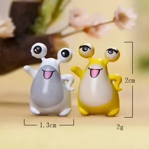 Cute couple big eye monster cartoon miniature figurines resin desktop ornament craft cute toy 2pcs