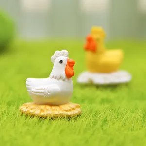 Détail de figurine de poulet micro-paysage, jolie poupée miniature en résine pour bricolage.