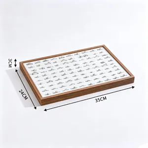 Vassoio espositore per anelli in legno di noce con scomparti multipli, elegante portagioie.