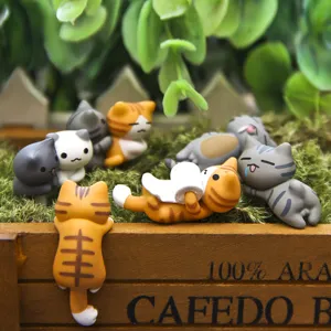 Schattige miniatuur kat figuren set, hars micro landschap pop en stofplug accessoire.