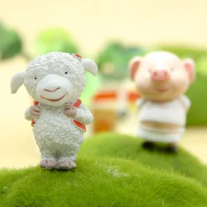 Cute DIY sheep and pig resin figurines for micro landscape moss garden decoration.