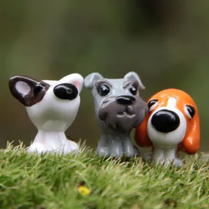 Figurines de chiens miniatures mignonnes statues en resine pour decoration de jardin.