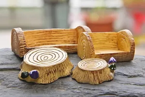 Mini resin tree stump miniatures, mushroom table and chairs set for micro landscape dollhouse decor.