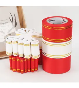 Cinta roja y blanca con rayas doradas y lazo para empaquetado floral y eventos festivos.