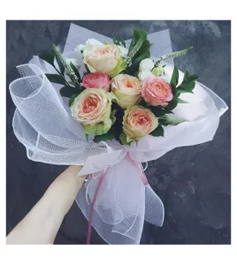 Matériel d'emballage de bouquet de fleurs fraîches filet uni fournitures de fleuriste pro