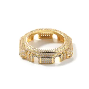Gouden metalen horlogekast bezet met steentjes, hiphop stijl accessoire passend voor DW6900.