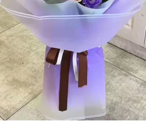 Waterdicht verpakkingsmateriaal voor bloemen met kleurverloop en boeket design