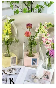 Transparent PVC single rose flower packaging bag with colorful base, waterproof handbag for gift.
