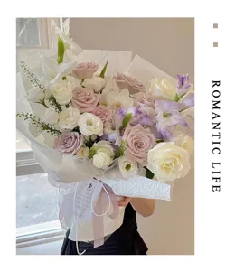 Bouquet di carta da imballaggio floreale strutturata artigianale fiori freschi
