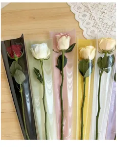 Sachets d'emballage pour roses simples et transparents pochettes pour bouquets fleurs.