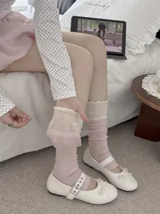 INS ballet style color-block lettuce edge leg warmers, thin breathable spring summer socks detail.